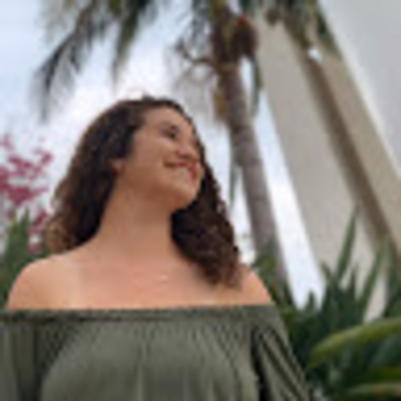 caitgomez_